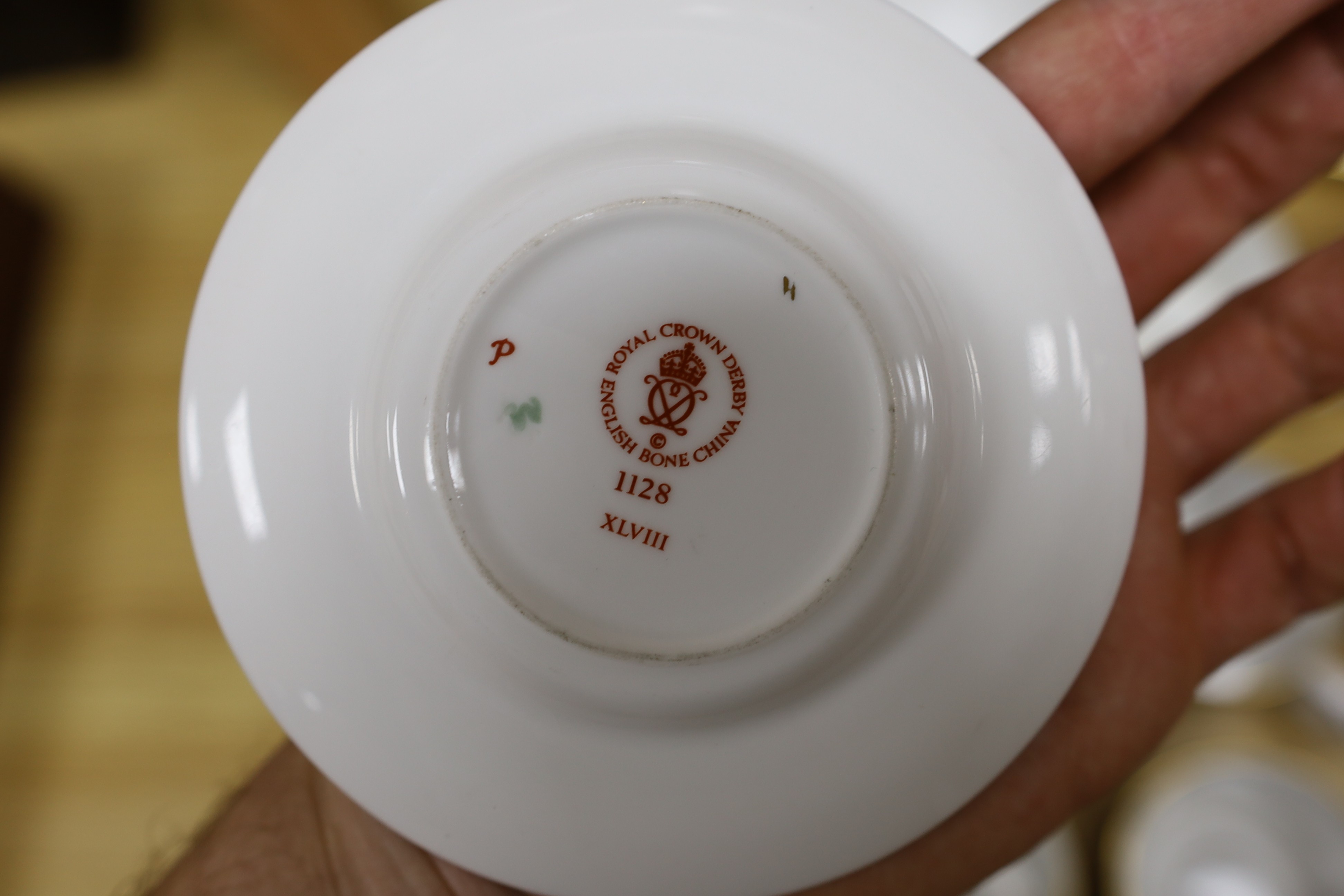 A Royal Crown Derby Imari pattern 1128 dinner and coffee service